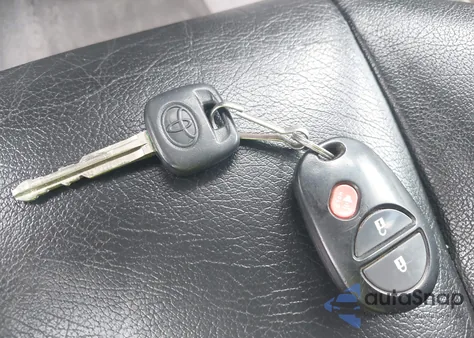 2014 Toyota Sienna L V6 7 Passenger z USA, uszkodzony, nr VIN 5TDZK3DC2ES436487